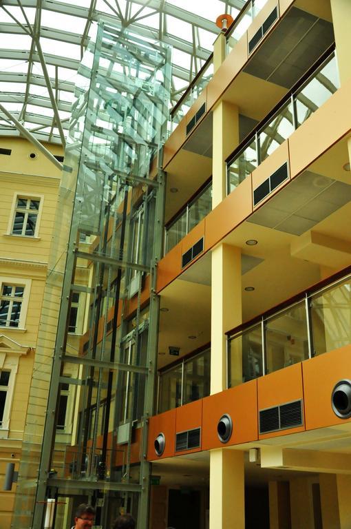 Hotel Przy Baszcie Legnica Luaran gambar